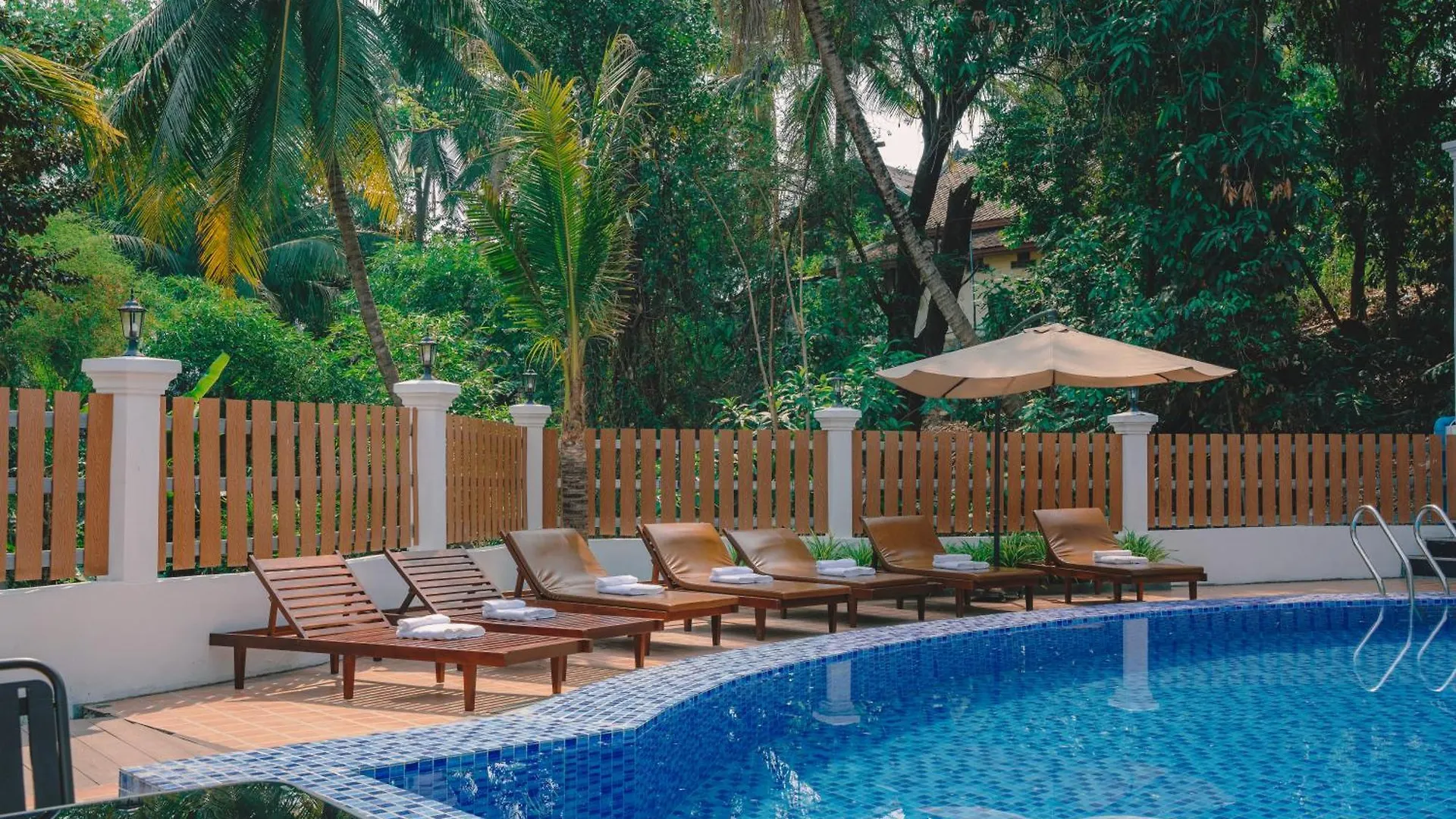 Dream 1985 Hotel Luang Prabang Laos