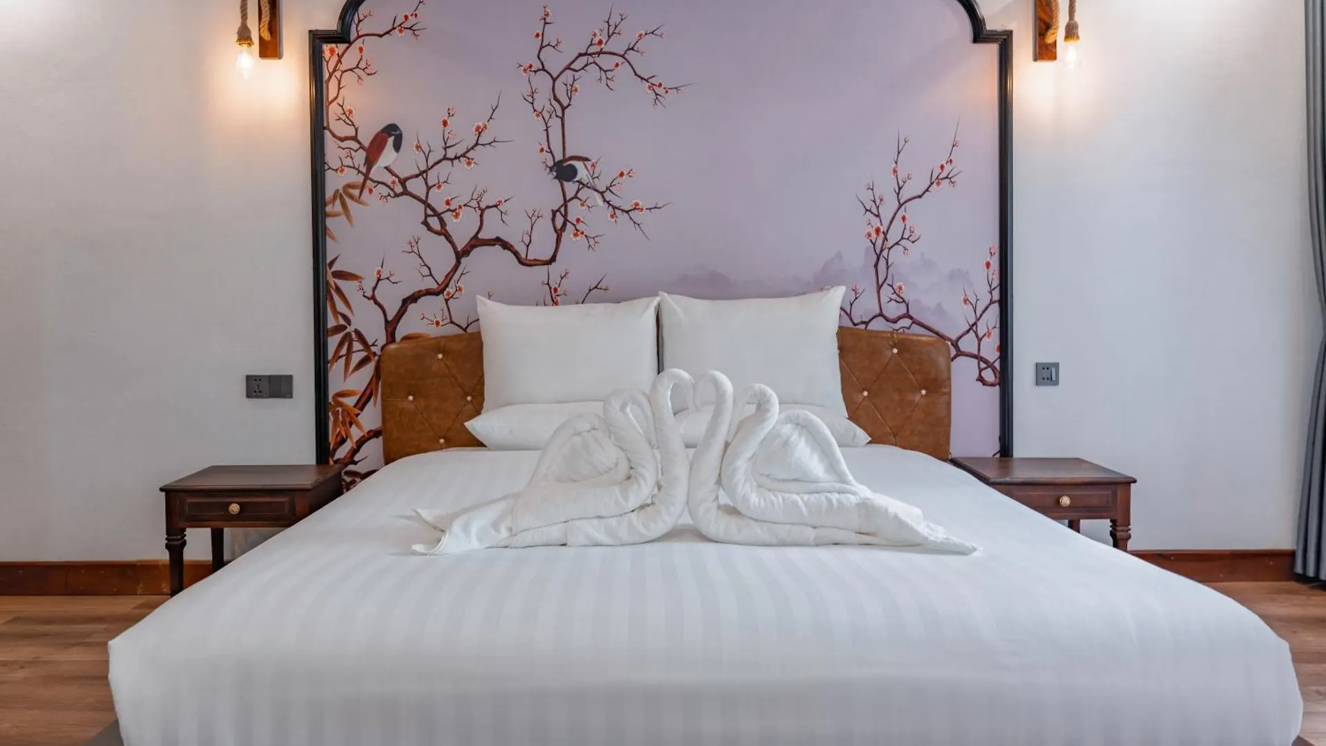 ***  Dream 1985 Hotel Luang Prabang Laos