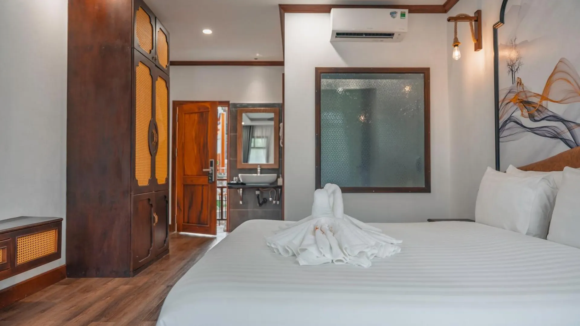 Dream 1985 Hotel Luang Prabang
