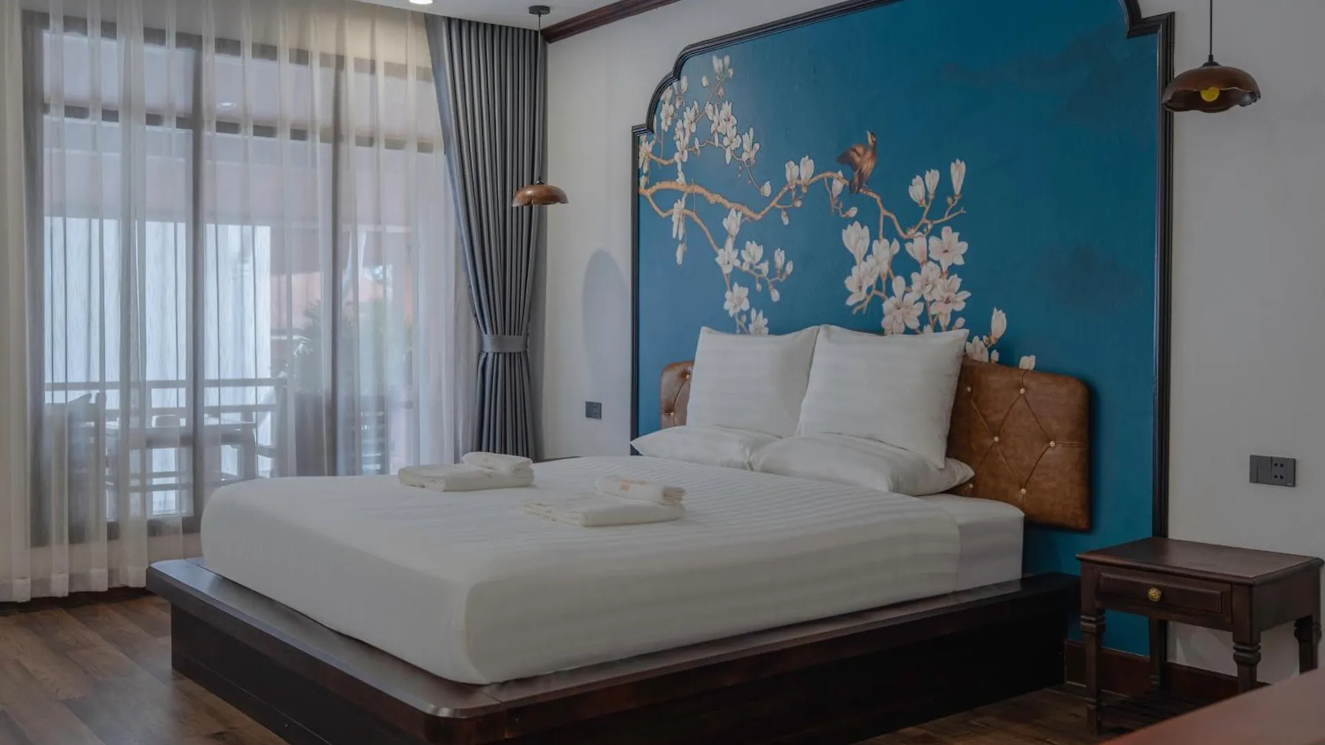 ***  Dream 1985 Hotel Luang Prabang Laos