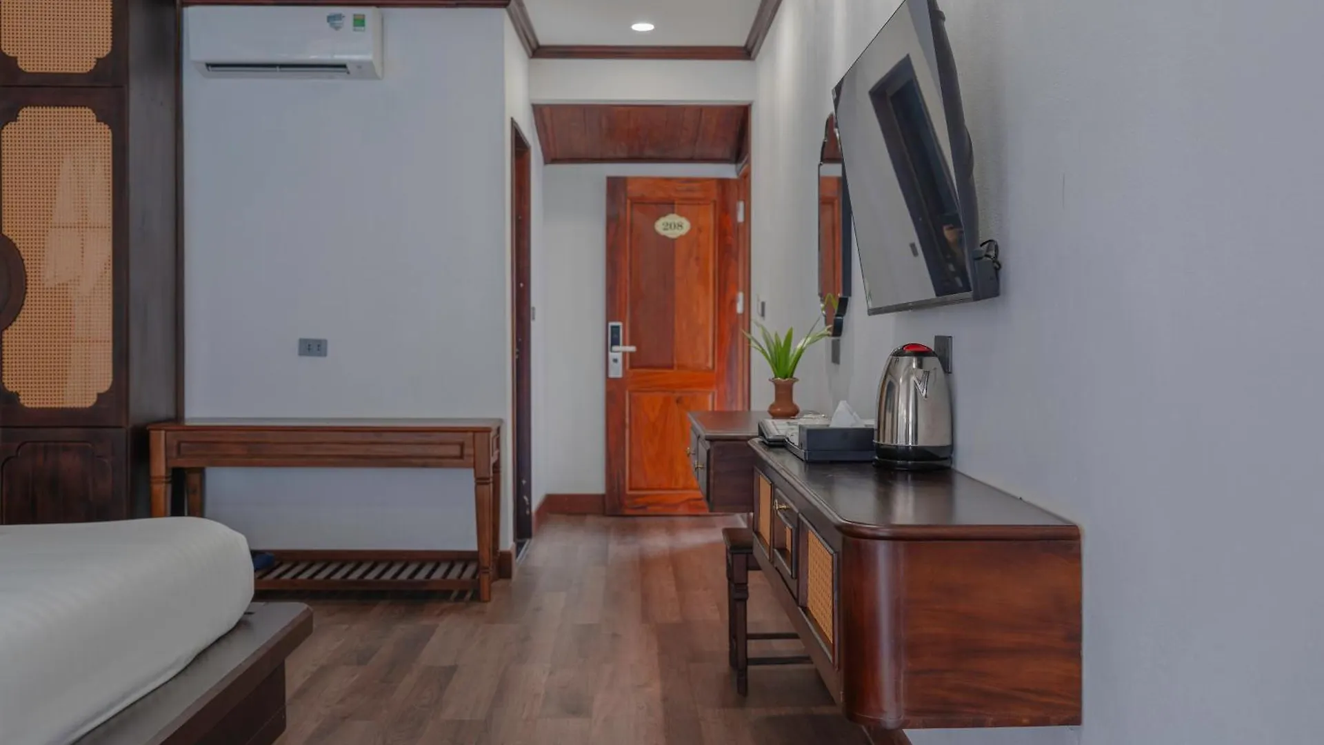 ***  Dream 1985 Hotel Luang Prabang Laos